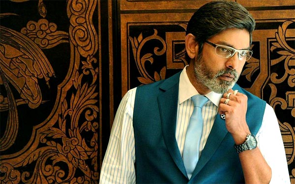 jagapathi babu,nannaku prematho  జగపతి బాబు దానగుణం!